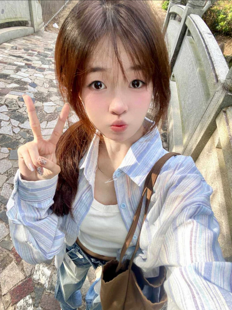 

2026 New Blue Striped Long Sleeve Shirt Jacket Women's American Retro Loose Versatile Sun Protection Top Quality Fashion Design