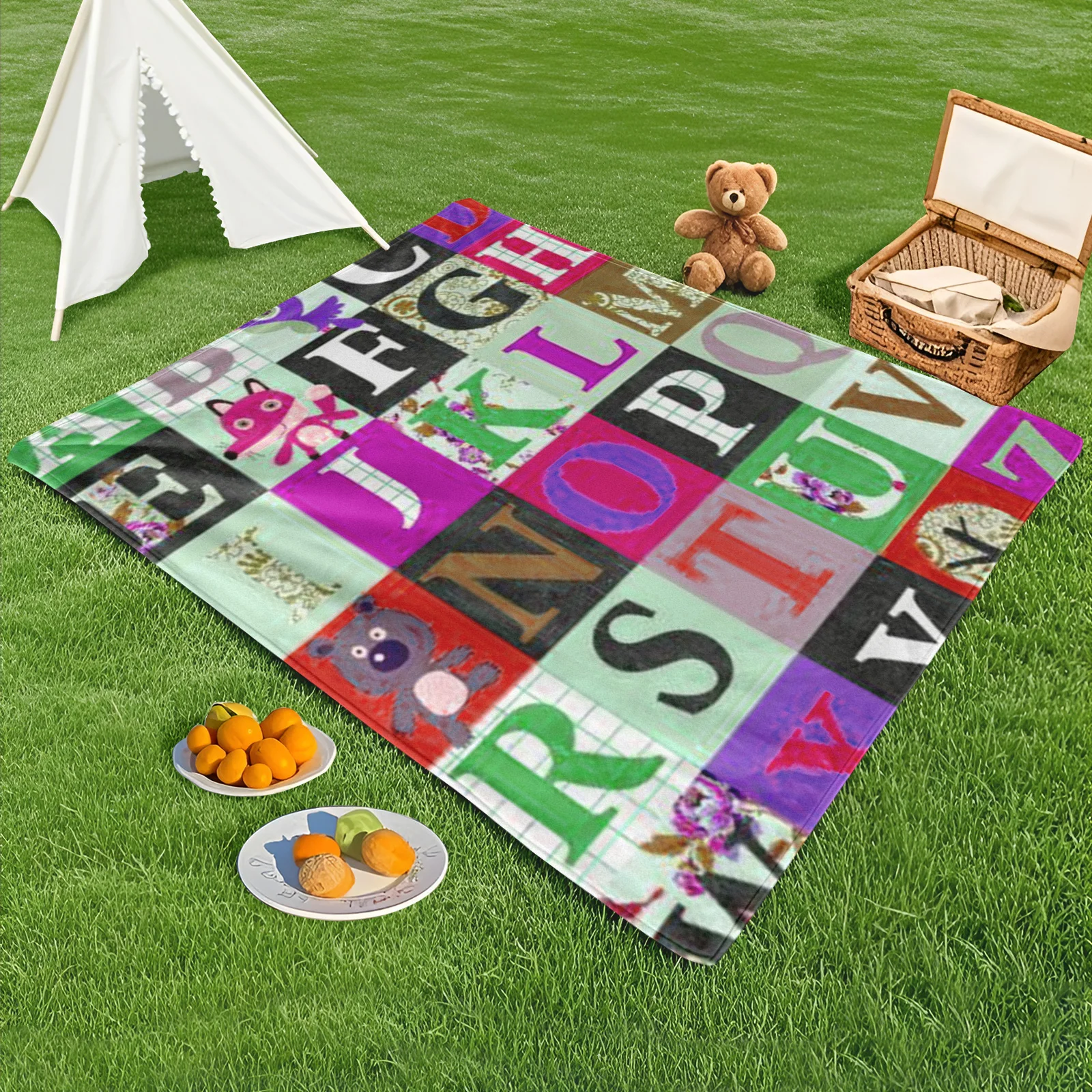 

Chic White And Green Checkered Outdoor Blanket Featuring Alphabet Design For Versatile Use And Stylish Outdoor Gatherings