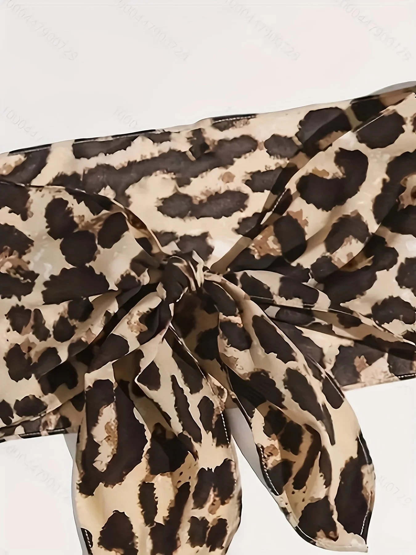1 Set Leopardenmuster Sommer Sexy Damen-Set, Modisches Sexy Trägerloses Top und Bequeme Shorts, Angenehmer Stoff. – Detail 6