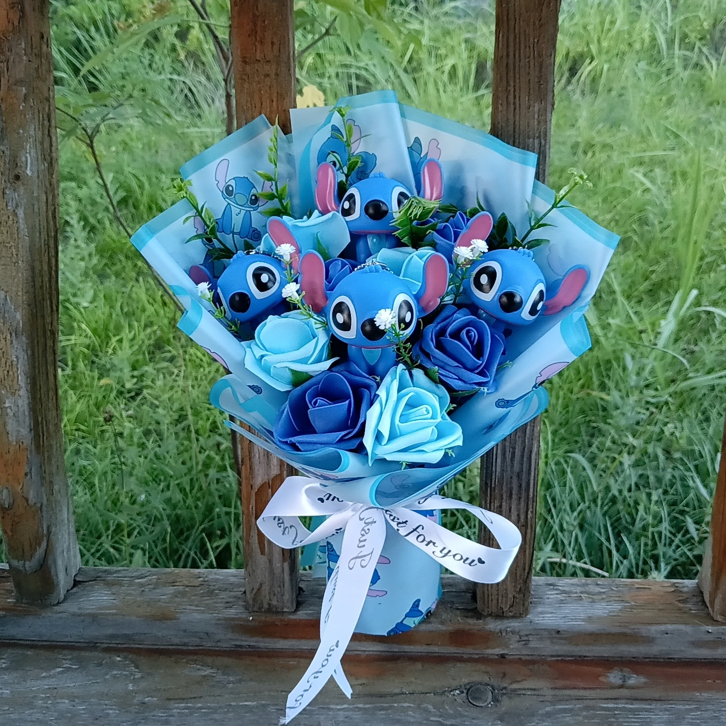 Kwiatowy Bukiet Pluszowy z Lilo i Stitch, Anime Kubuś Puchatek, Tygrys, Świnka z Różą, Prezent na Urodziny, Boże Narodzenie, Walentynki