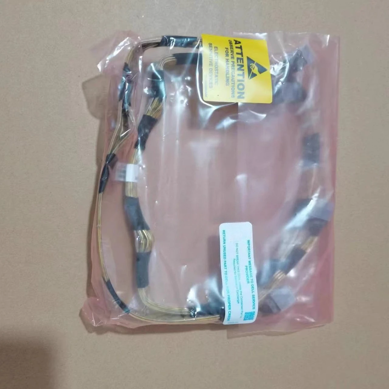 

New For Dell R920 r930 2.5 inch 24-disc, backplane line SAS line KN3YV