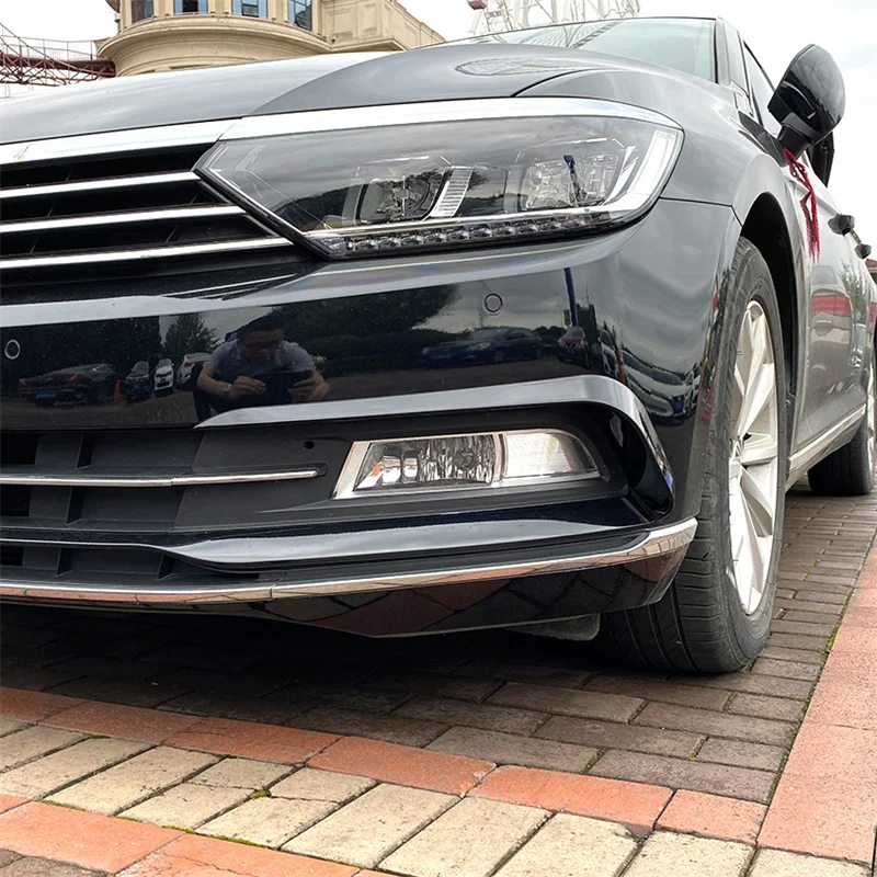 Glossy black Car Front Fog Lamps Light Frames Cover Trim Racing Sticker Grille Grill For VW Passat B8 Variant R Line 2016-2019