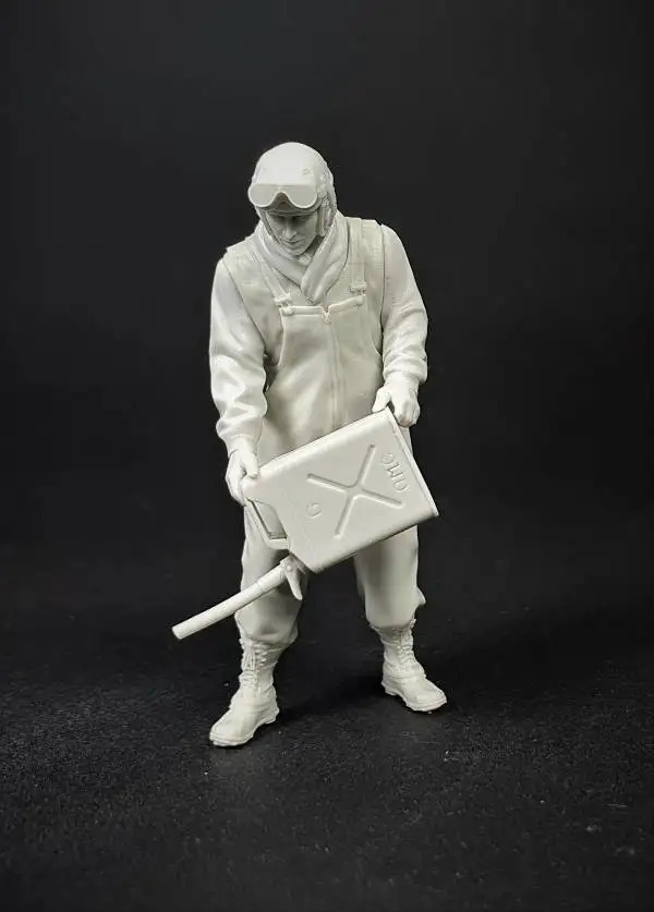 1/35 Resin Model Figure GK ,2 Figure , Unassembled and unpainted kit