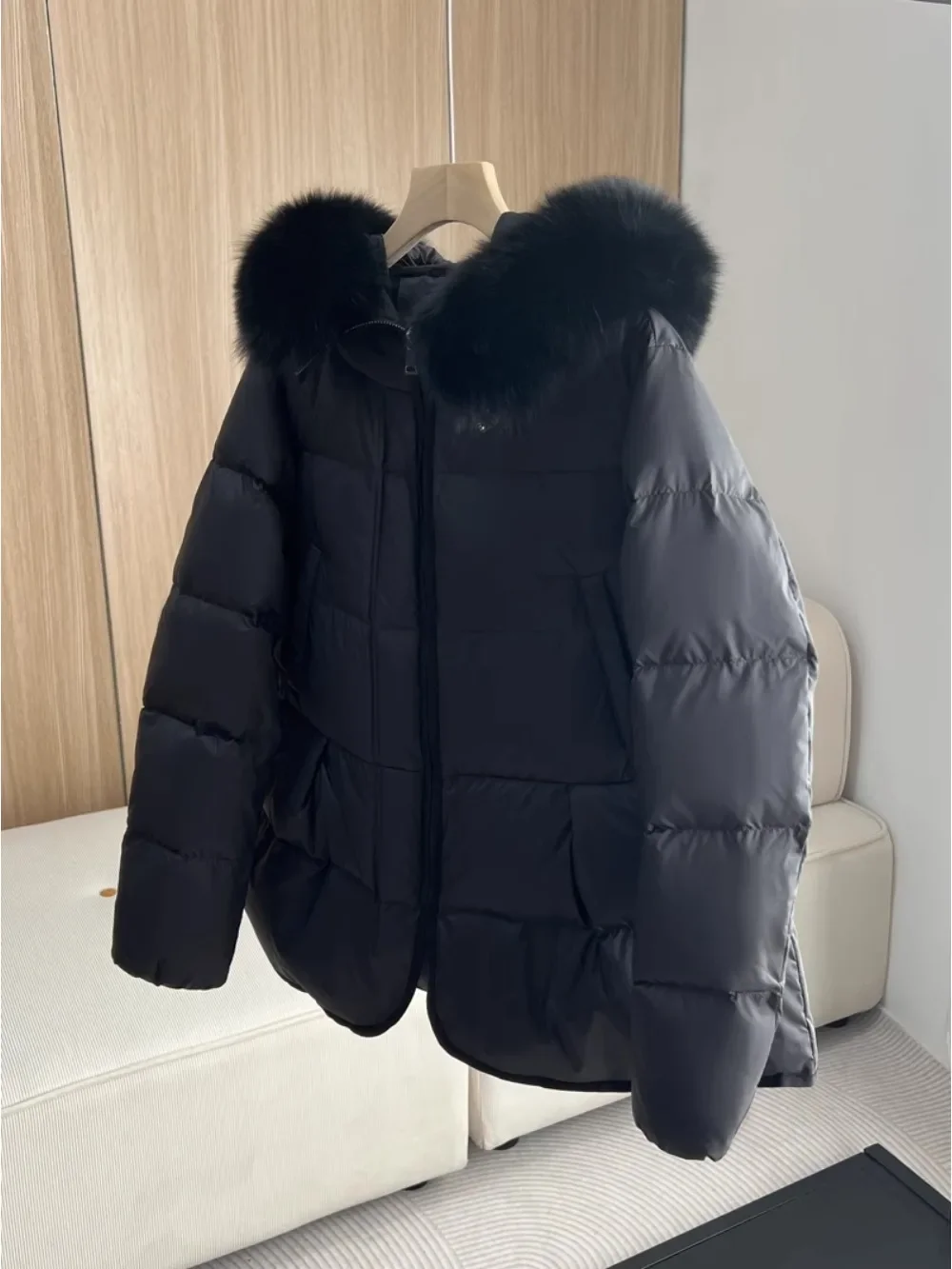 2024 New Winter Women Slim Hooded Short Warm White Duck Down Cropped Jacket Real Fur Fox Fur Collar A-line Cape Puffer Coat