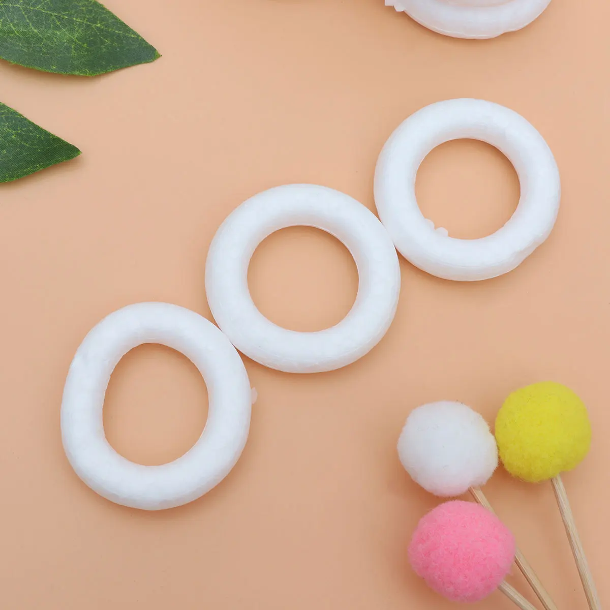 

50Pcs Solid Circular Rings White DIY Craft Painting Materials for Creative Hand Eye Coordination Easter Halloween
