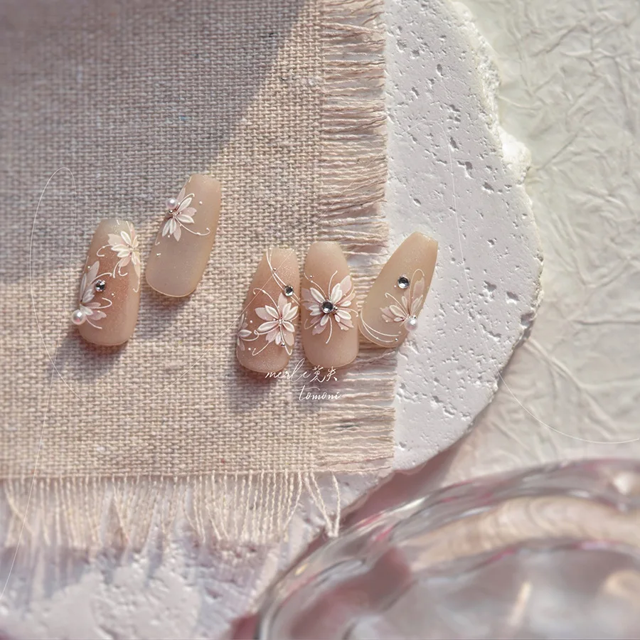 رائعة ثلاثية الأبعاد الزهور فراشة مسمار الفن ملصقات 5D كريستال الماس ملصقات بمادة لاصقة ذاتية للأظافر DIY بها بنفسك مانيكير الديكور الشارات