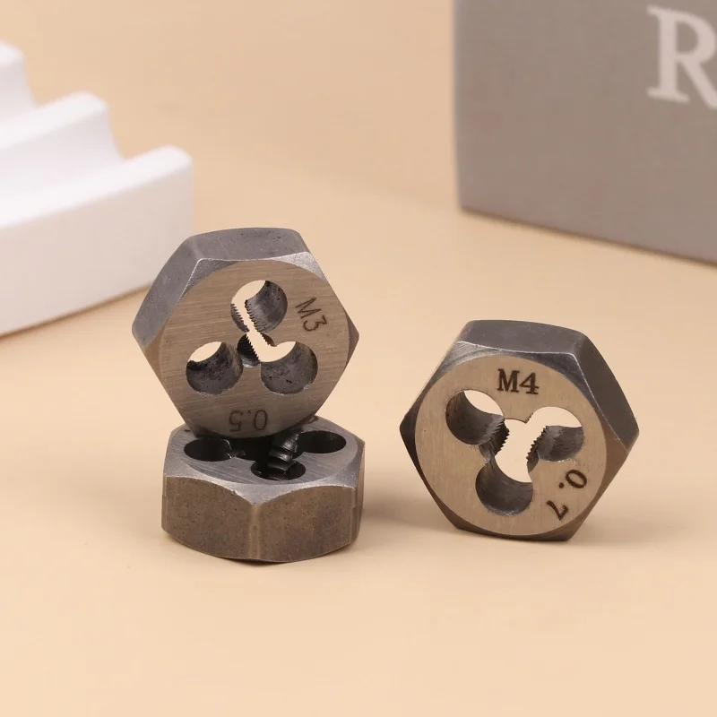 Filettatura metrica Esagonale Die Filettature esagonali Vite Esagonale Muore M3 * 0.5 M4 * 0.7 M5 * 0.8 M6 * 1.0 Fustelle con filettatura manuale