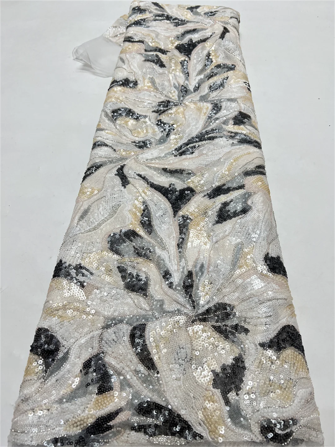 Women's Lace Fabric with Beads And Sequins Heavy Process 5Y Embroidery Wedding Party Dress Series for Autumn