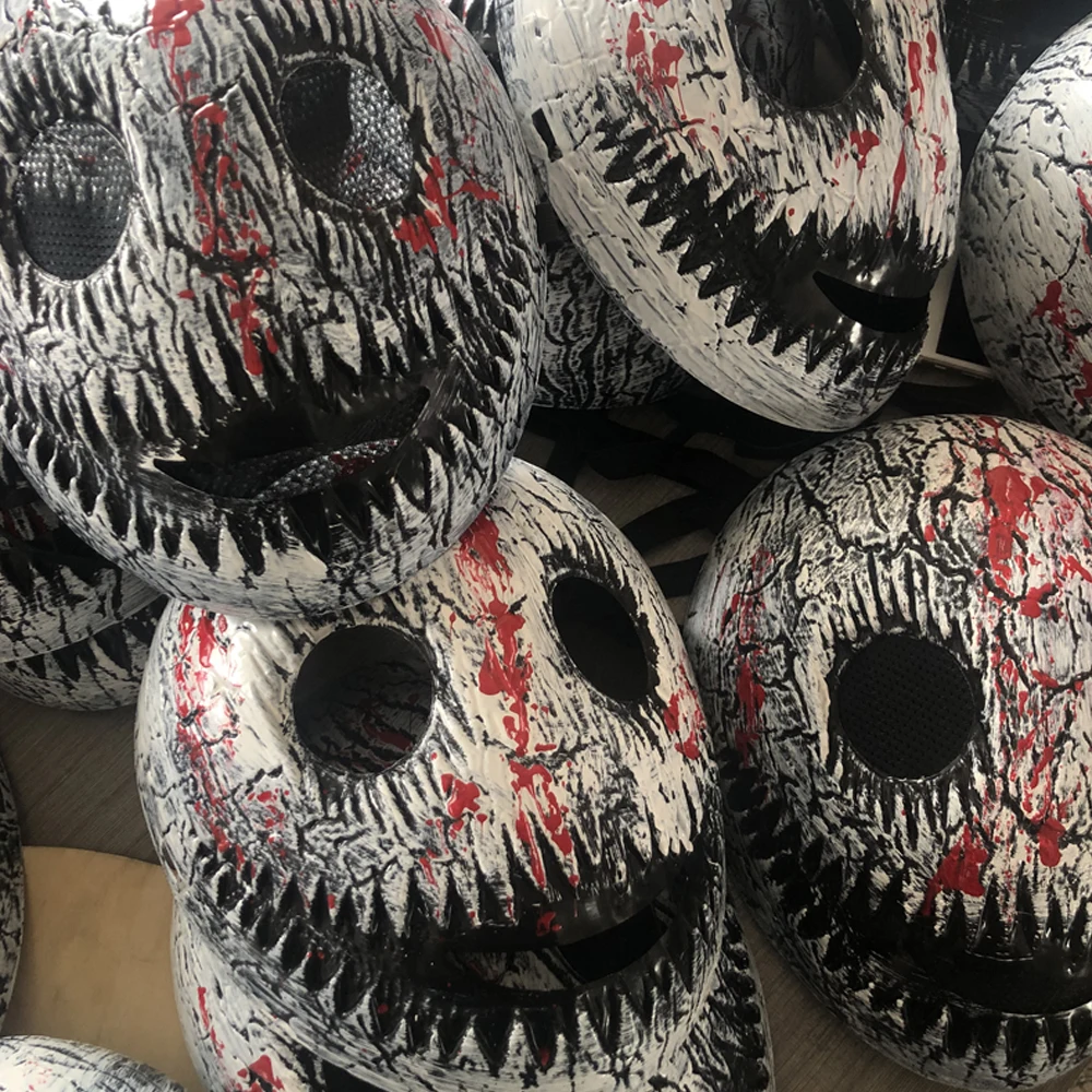 Horror weiße Lächeln Maske mit Blutspritzer Cosplay gruseliger Schädel verdicken Kunststoffmasken Halloween Party Kostüm Requisite hohe Qualität
