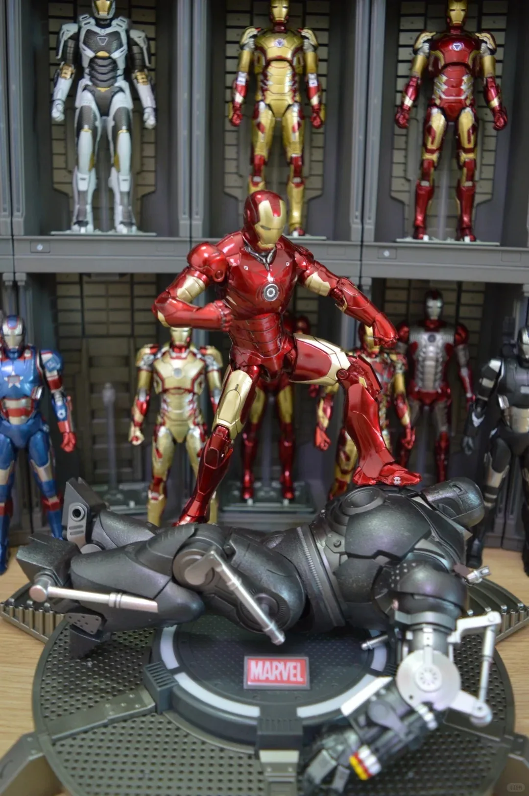 

Movie Iron Man 1 Action Figure Iron Monger Vs Iron Man Complete Set Toy The Final Battle Display Items Ornaments Collectibles