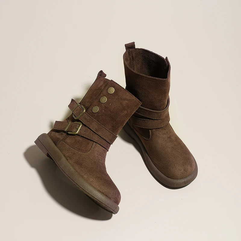 

Трендовые новые женские ботильоны на высоком каблуке. Женские ботинки челси. Зима 2024. Прогулочная повседневная обувь. Массивные замшевые зимние ботинки.