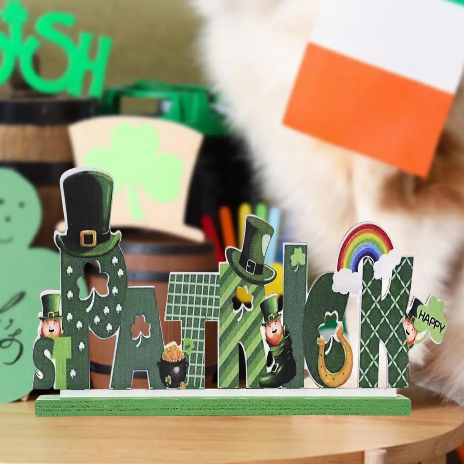 ST Patricks Day Sculpture Home Decors Wooden Letter Ornament for Spring Xmas Holiday Window and Dining Room Cabinet Shelf Party