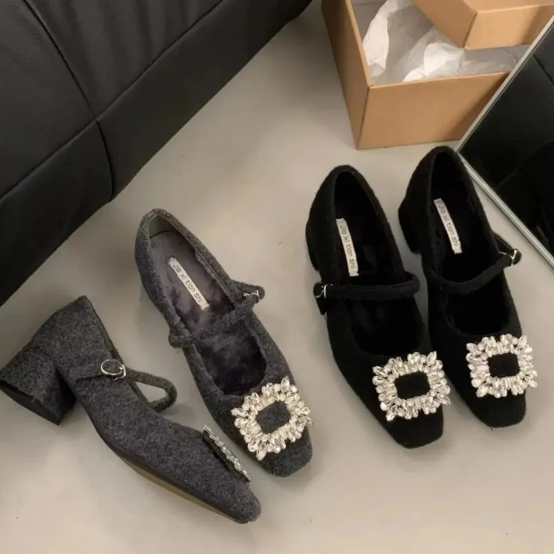 

Women's Comfortable Fleece Lined Chunky Heel Single Shoes Fashionable Warm Winter Mary Janes Evening Shoes Rubber Sole Retro Sty