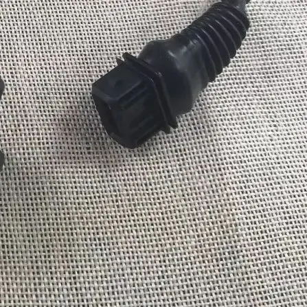 

​CAMSHAFT POSITION SENSOR for BMW E39 E46 E53 E60 X3 X5 Z3 Z4 530 528 525 330 328 325 323 320 i ci xi 12141438081 12147539165