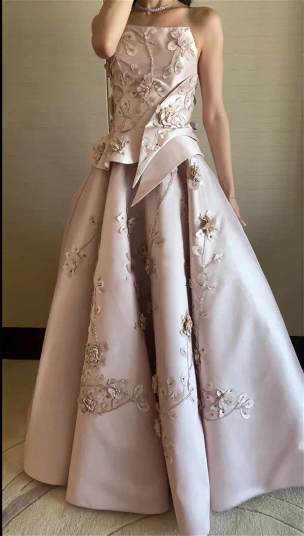 Customized Prom Gown Formal Evening Dress Sheer Straps A-line Floor Length Skirts Applique Bespoke Occasion Dresses Saudi Arabia