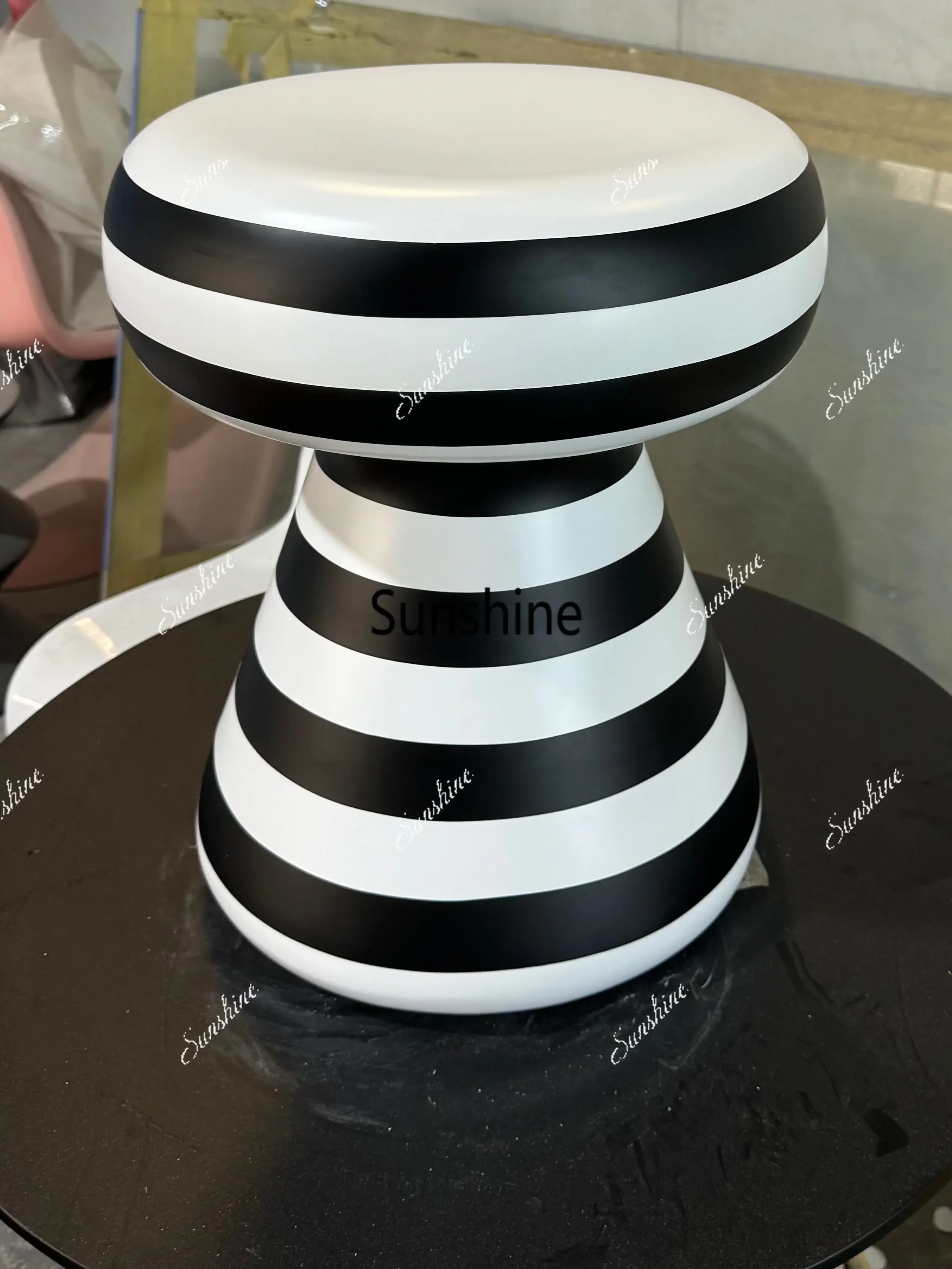 Living room FRP mushroom stool polka dot stripe small edge table, villa flower trellis corner tableTJ view 5