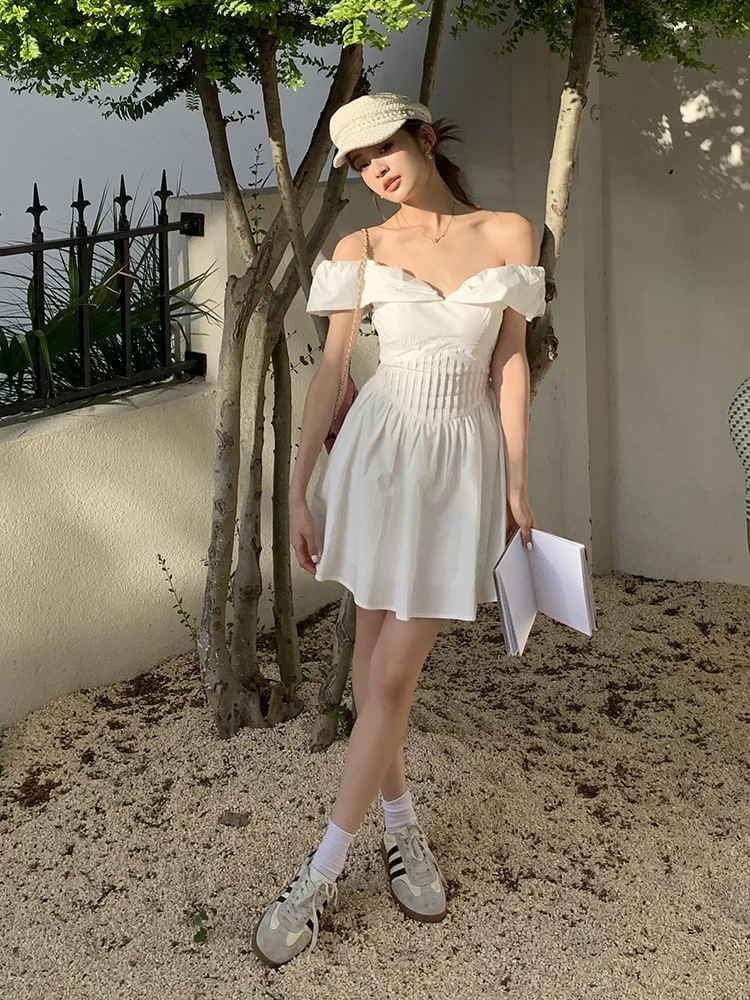 2024 summer dress new design sense French dress female one-line shoulder white temperament first love Peng peng short skirt