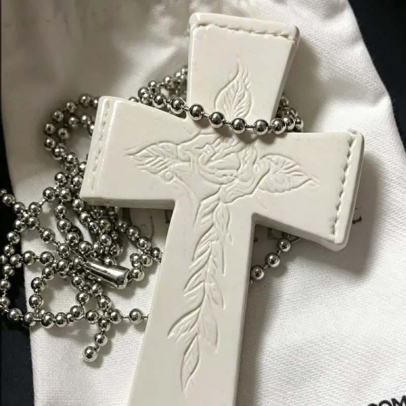 Gothic Punk Wallet Cross Mini Card Bag Hanging Chain Y2k Subculture Necklace Accessory Pendant Access Card Storage view 2