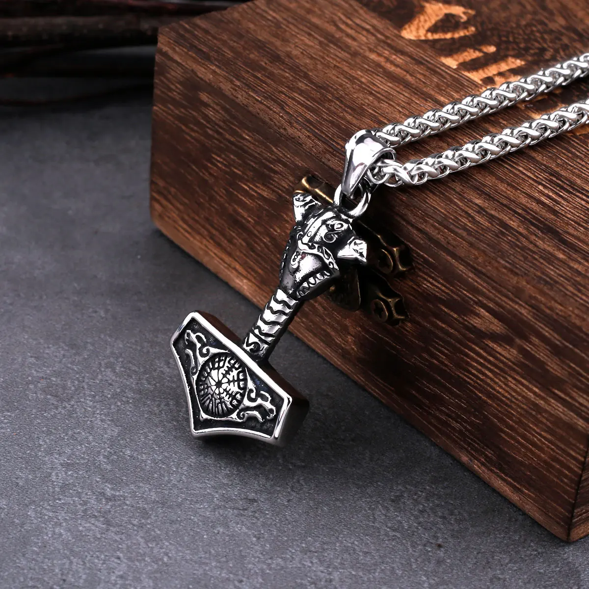 Nordic Viking Stainless Steel Wolf Head Crow Pendant Necklace Thor's Hammer Retro Punk Trend Fashion Jewelry Boyfriend Gift