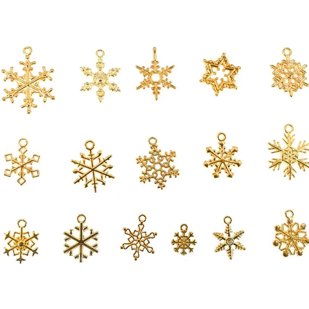 

Christmas naments Snowflake Charm Pendant DIY Jewelry Making Accessories Alloy Vintage Design Special Gifts Pendants