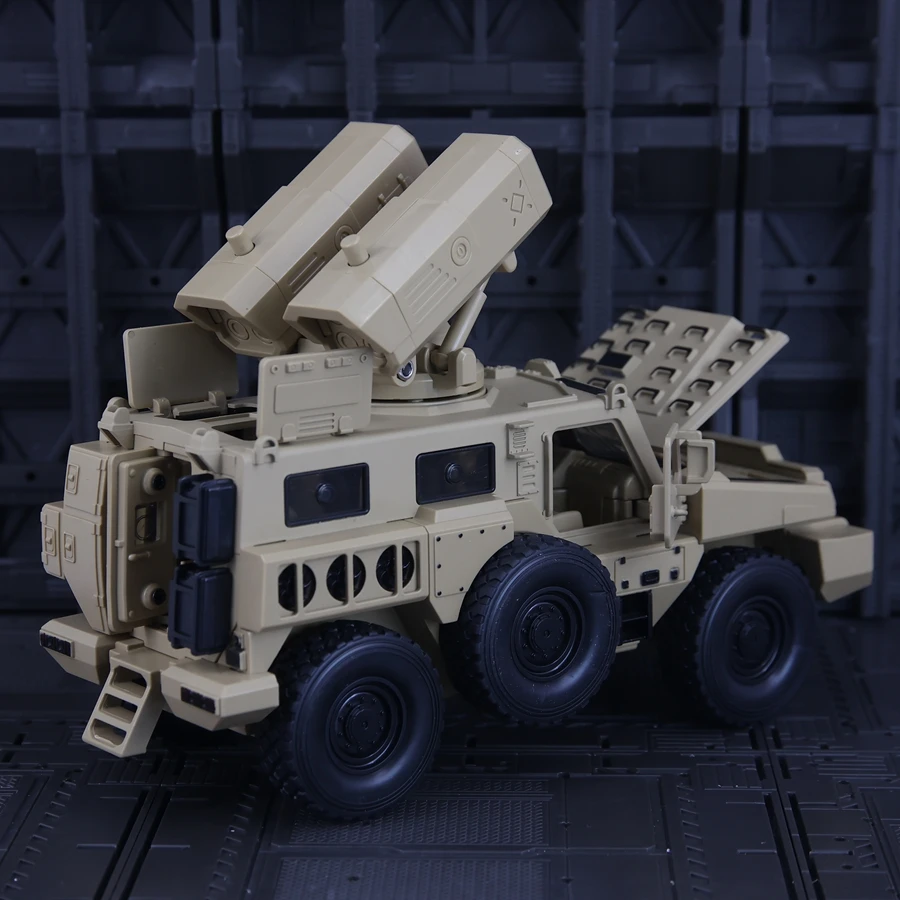 Simulación de coche blindado, modelo de aleación, colección de adornos de coche, amortiguador acústico-óptico, coche de juguete para niño