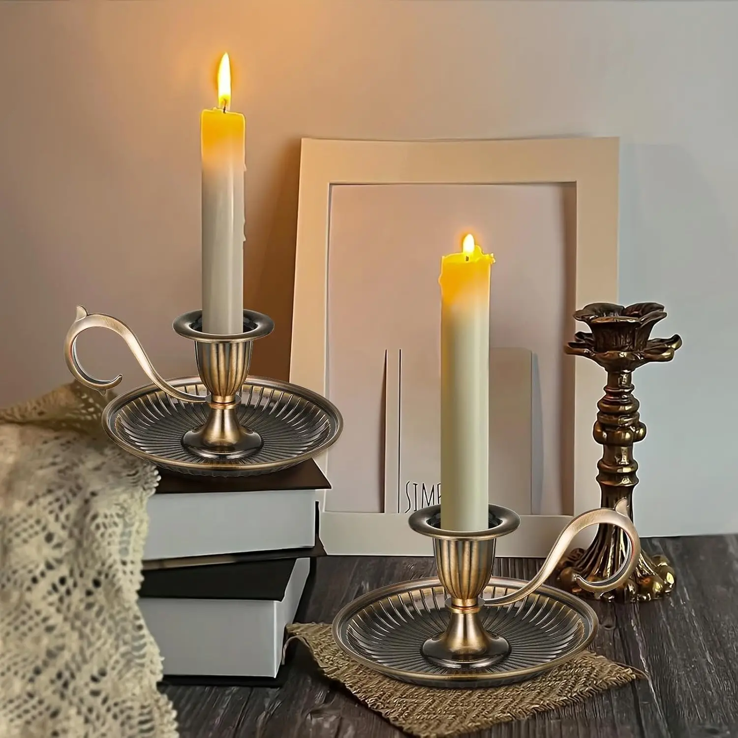 1 Stück Vintage Metall-Kerzenhalter mit Griff, Teetassenform, Geriffelter Säulenkerzenständer für Heimdekoration und Hochzeitstische