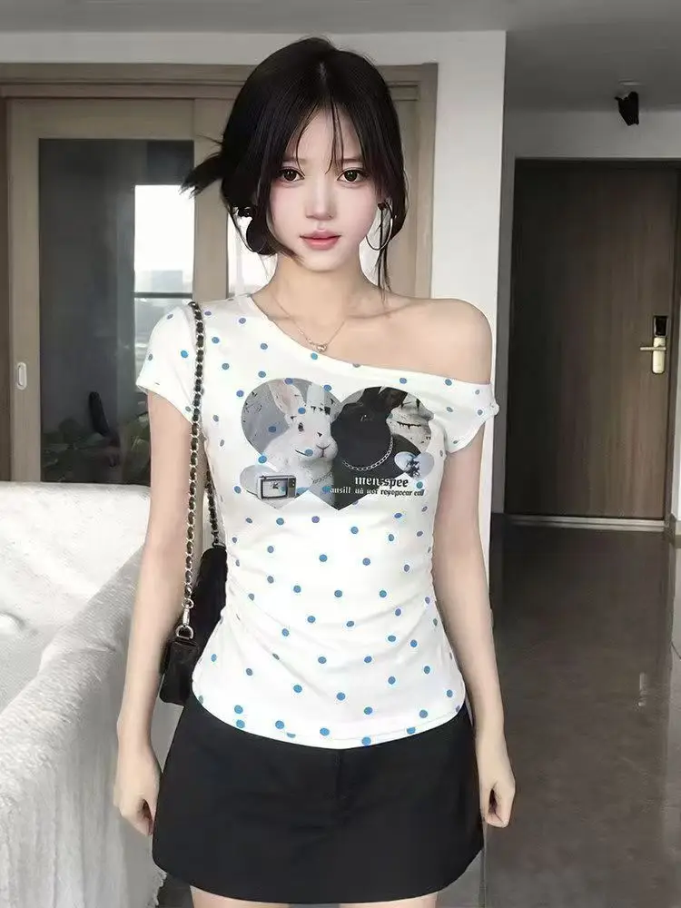Sweet Sexy Harajuku T Shirts Punk Streetwear White Kawaii Graphic Slim Off-shoulder Wave Point Top Fashionable Korea Y2k T Shirt