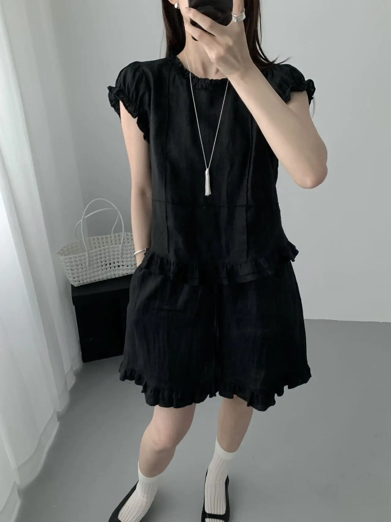 

Женская свободная рубашка Lilian с коротким рукавом: дышащая, удобная, для повседневной носки, модный подол, легкая летняя рубашка