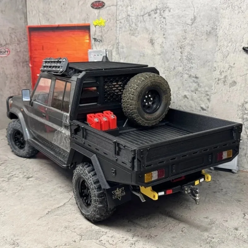 For RGT EX86160 1/10 RC Crawler Ultra-Realistic Hunting Rear Bed with Bumper, LC79 Land Commander Scale Cargo Box & Bumper Guard