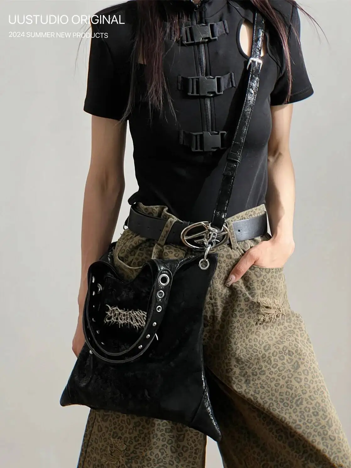 Bloom Y2k Grunge Black Shoulder Bags Women Gothic Dark Pu Leather Large Capacity Handbag Ladies Vintage Rivet Messenger Bag
