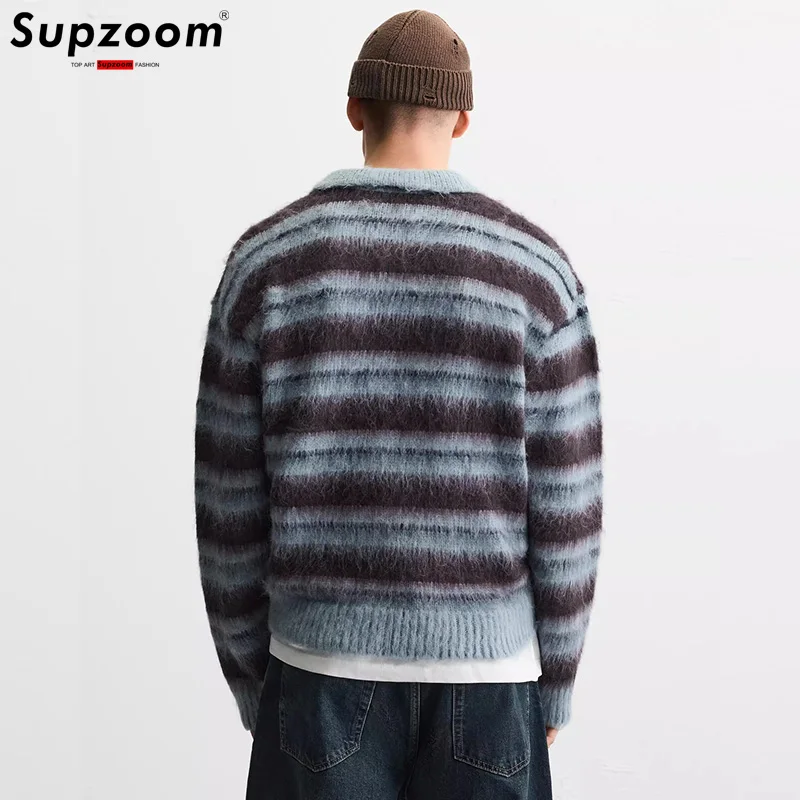 Supzoom 2025 New Arrival Top Fashion Turn-down Collar Stripe Regular Cotton Male Casual Single Breasted Button Sweater Men