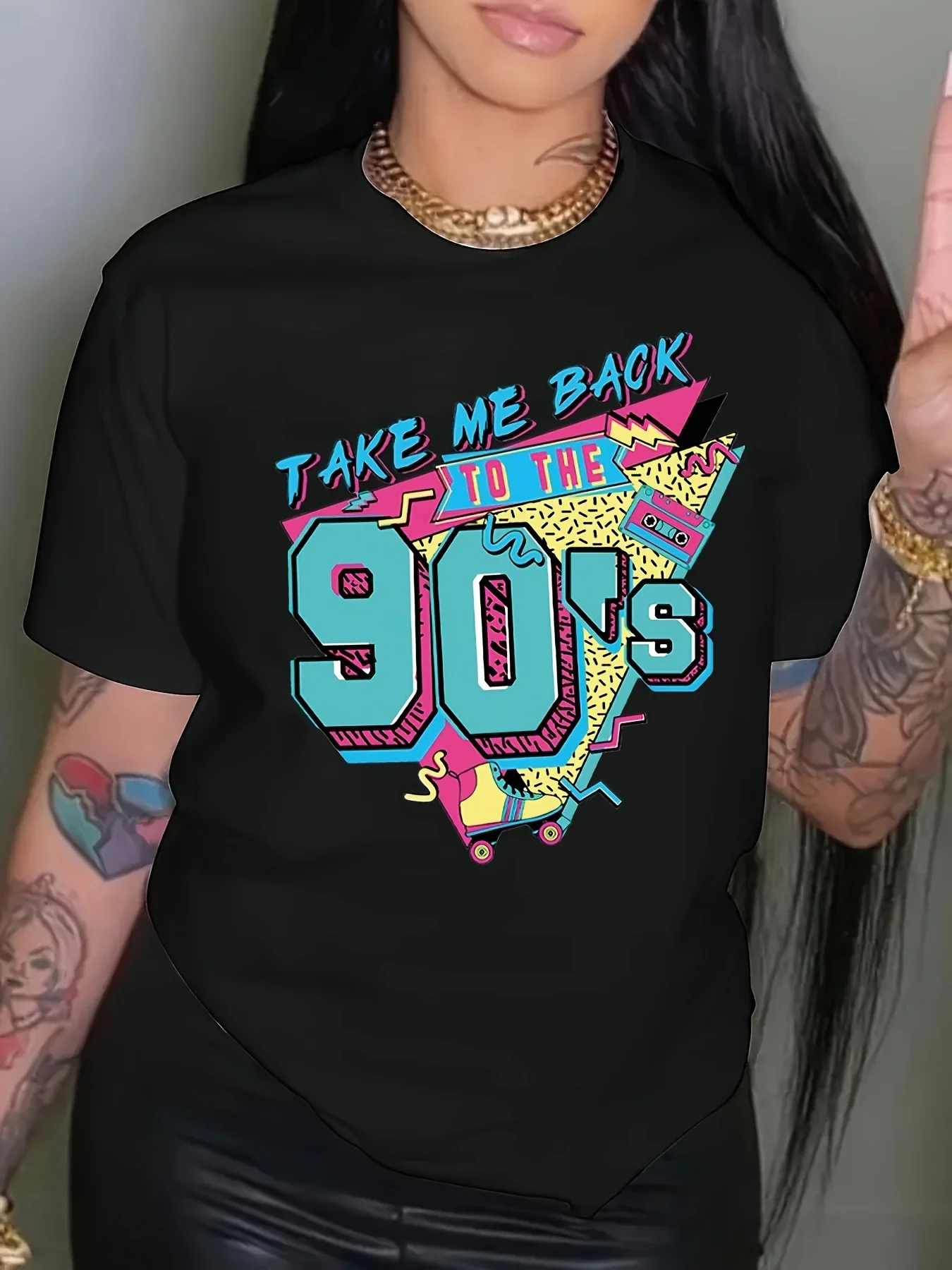 Camiseta gráfica retro de talla grande para mujer de los años 90 "Take Me Back to the 90", eslogan vintage y estampado geométrico, manga corta, cuello redondo