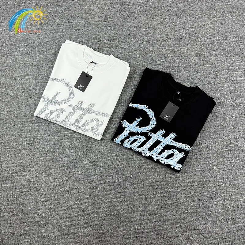 

Винтовые буквы с логотипом и принтом Патта Футболка с коротким рукавом Мужчины Женщины Унисекс Пара Повседневная Свободная футболка Черно-белые футболки с бирками