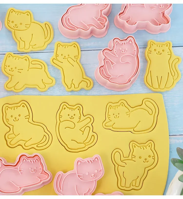 8Pcs Cat Cookie Mold Set Cartoon Cat Shape Cookie Stamp Fondant Cake Decoration Tools 3D Hand Pressure Plastic Biscuit Mold