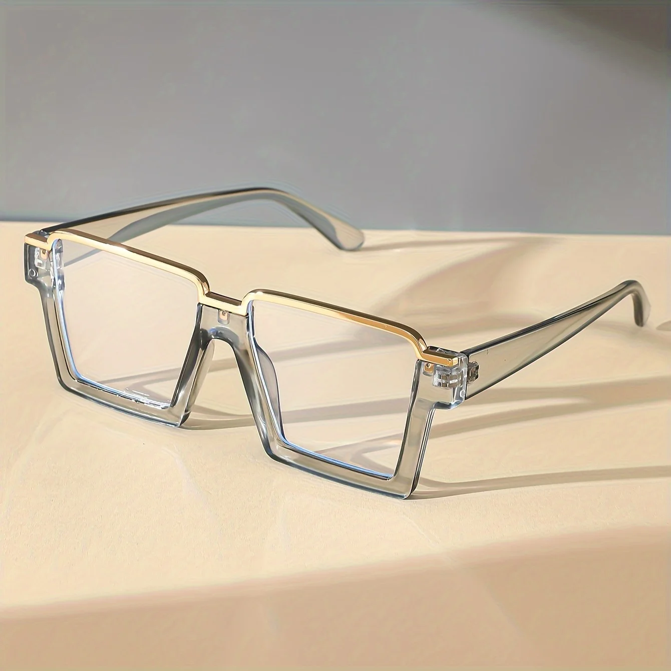 แว่นตาแฟชั่นกล่องสไตล์ Y2K เหมาะสําหรับงานปาร์ตี้ วันหยุด และอุปกรณ์ประกอบฉากภาพถ่าย |   วัสดุพีซีที่ทนทาน