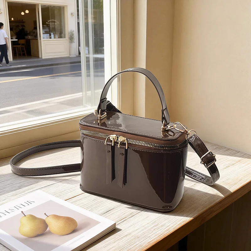 Women's Handbag PU Leather Tote Bag Spring Summer Casual Shoulder Bags Large Capacity Commute Travel All-match Buckets