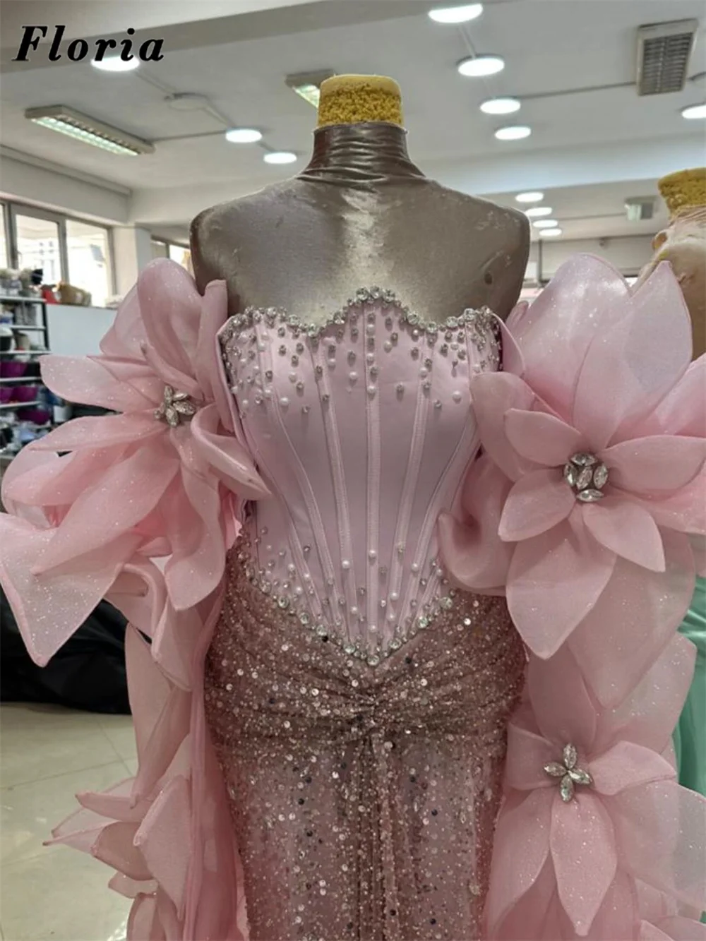 

High Fashion Pink Floral Mermaid Celebrity Dresses Beaded Appliques Evening Dress Robes De Soirée Customized Wedding Party Gowns
