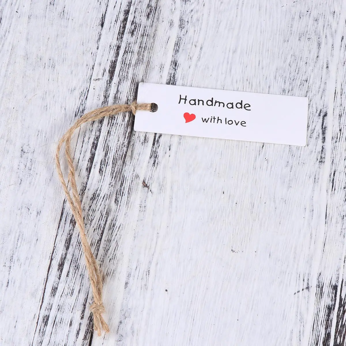 

50 шт. винтажных бумажных бирок ручной работы с надписью «Сделано с любовью», этикетки для одежды, подарочные ярлыки на Рождество, свадьбу, день рождения, с предварительно просверленными отверстиями