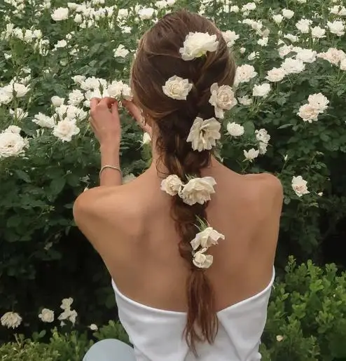 بلوزة نسائية صيفية جديدة بلون سادة بدون أكمام وظهر عريض وفتحة واسعة بدون حمالات مثيرة للنساء