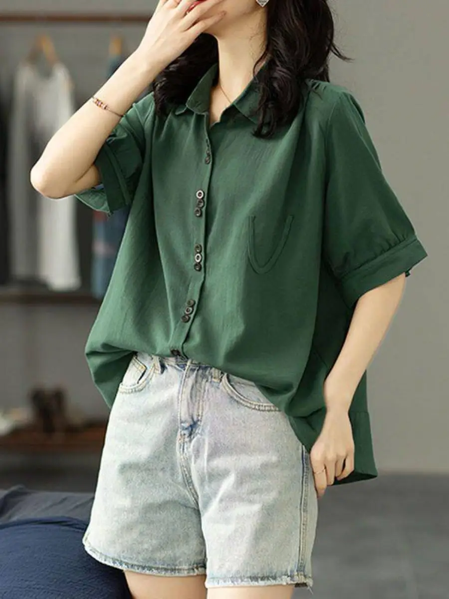 camisa-feminina-de-verao-fresca-com-manga-curta-estilo-vintage-com-botao-Unico-casual-de-negocios-moda-com-bolso-e-lenco-d