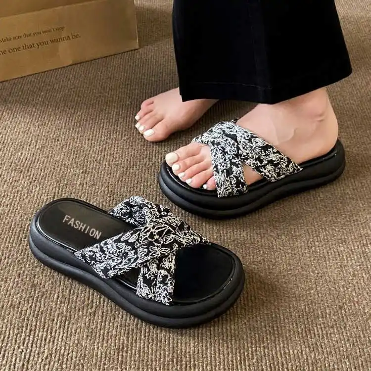 

Autumn Super Lightweight Woman's Sneakers Ladies Platform Dress Heels For High Heels Shoes Fuchsia Sneakers Sports Tines