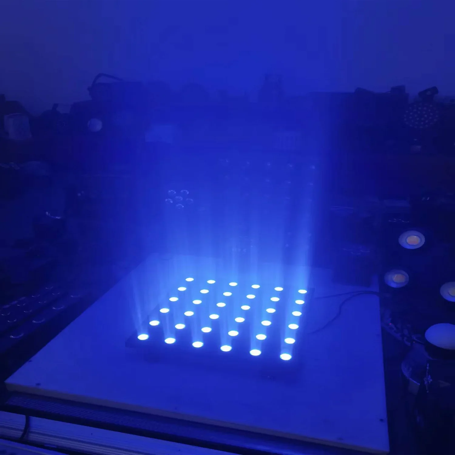 36x3W RGB 3in1ピクセルLEDマトリックスブラインダーバーライトDJディスコステージエフェクトライト