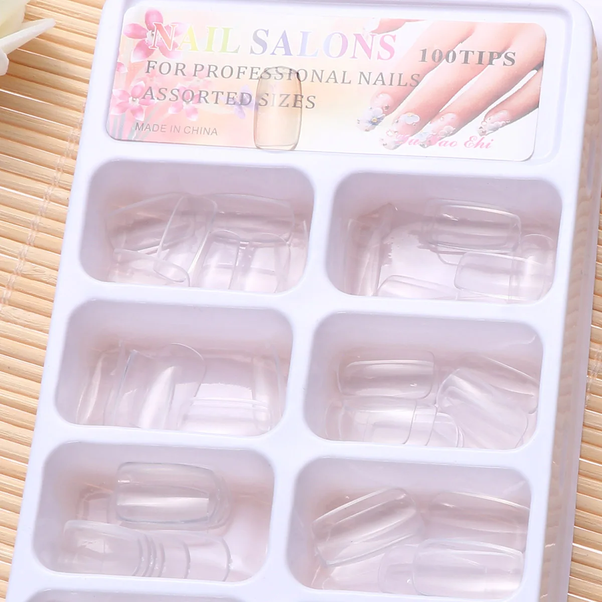 

100Pcs Boxed Artificial False Nail Tips Fake Nails No Smell Easy Apply Nail Art Supplies for Wedding Party DIY