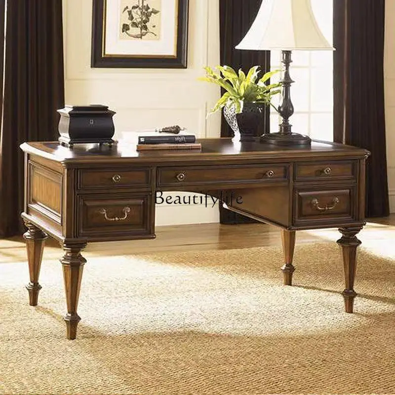 Рисунок 2 - Стол в стиле ретро из цельного