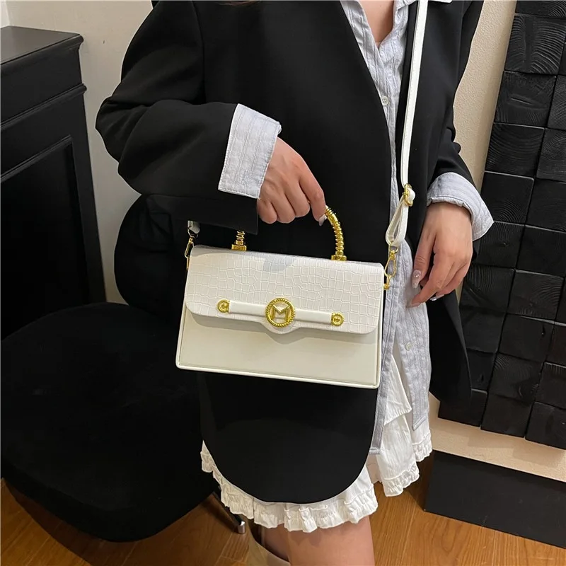 

2025 Autumn Winter Crossbody Bag, Women Felt Mini Square Purse, Versatile Small Shoulder Bag for Casual & Daily Use