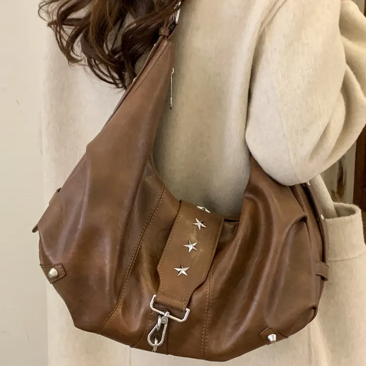 

2025 Autumn Winter Luxe Dumpling Bag, Spacious Commuter Crossbody for Women, Versatile Shoulder Tote, Minimalist Day to Night