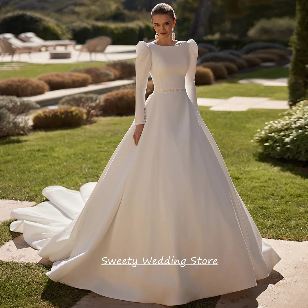 Customized Wedding Dress Vestidos De Novia Modern Long Sleeves Open Back Pearls Court Train Ball Bridal Gown for Lady