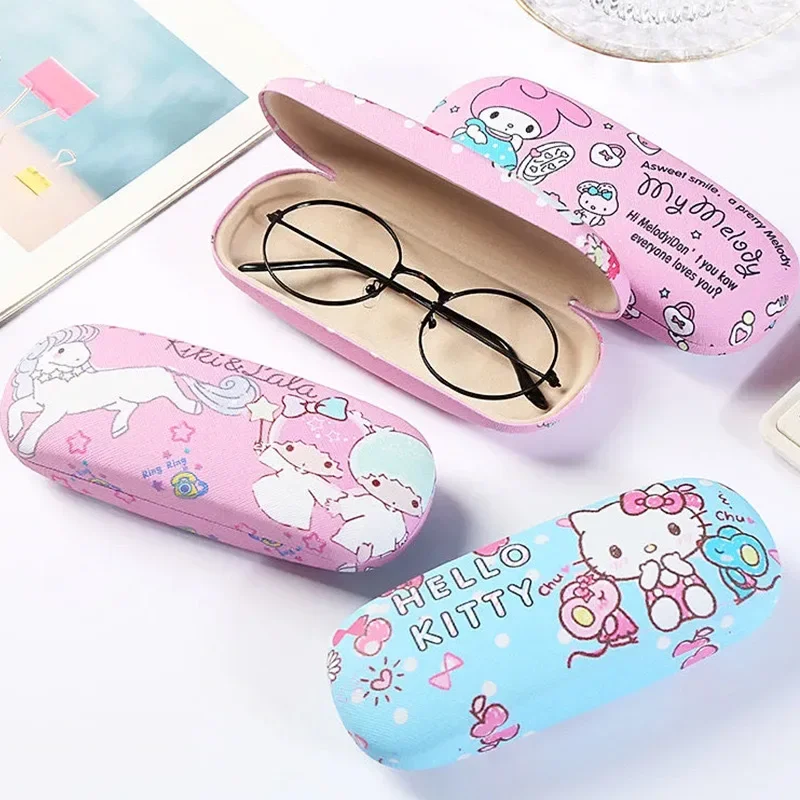 Sanrio Hello Kitty Cinnamoroll Kuromi etui na okulary krótkowzroczność pudełko do przechowywania okularów Anime Kawaii śliczne kreatywne podróże