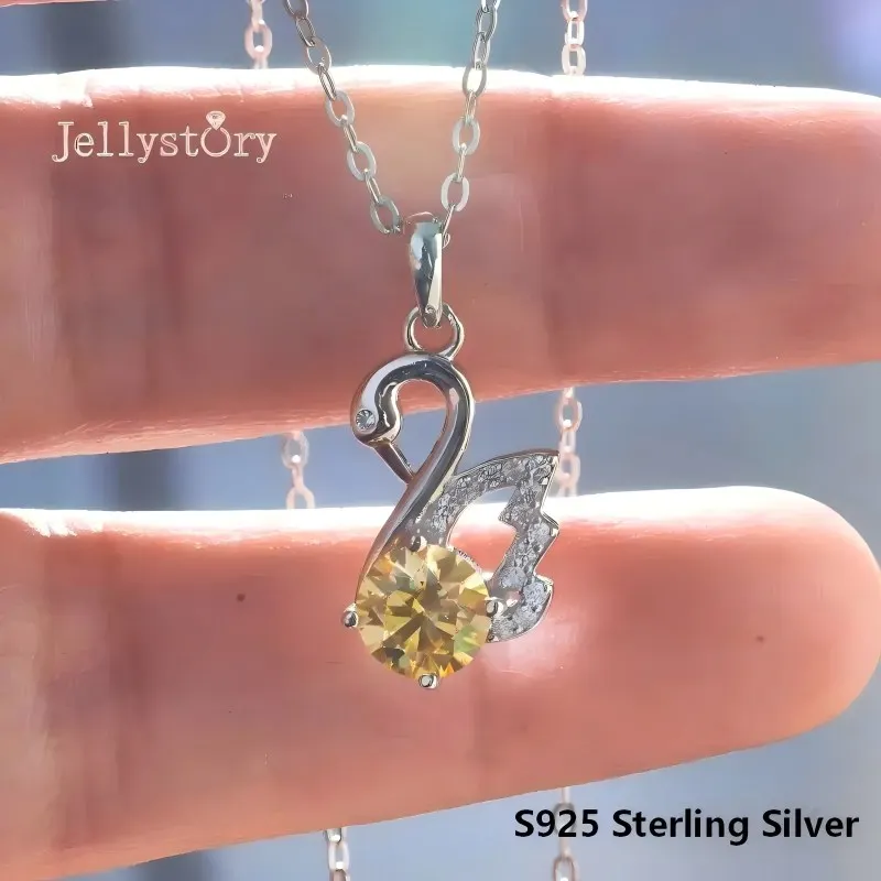 JellyStory 1Carat D Color VVS1 Round Moissanite Swan Pendant Necklace 925 Sterling Silver Charm Necklace With GRA Birthday Gift