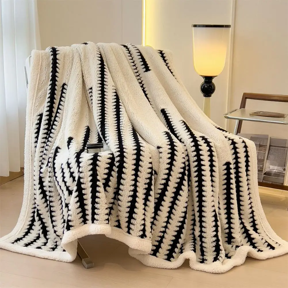 Double Layer Fleece Throw Blanket Boho Geometric Jacquard Fuzzy Plush Blanket Thickened Warm Cozy Cover Blanket for Bedroom Home